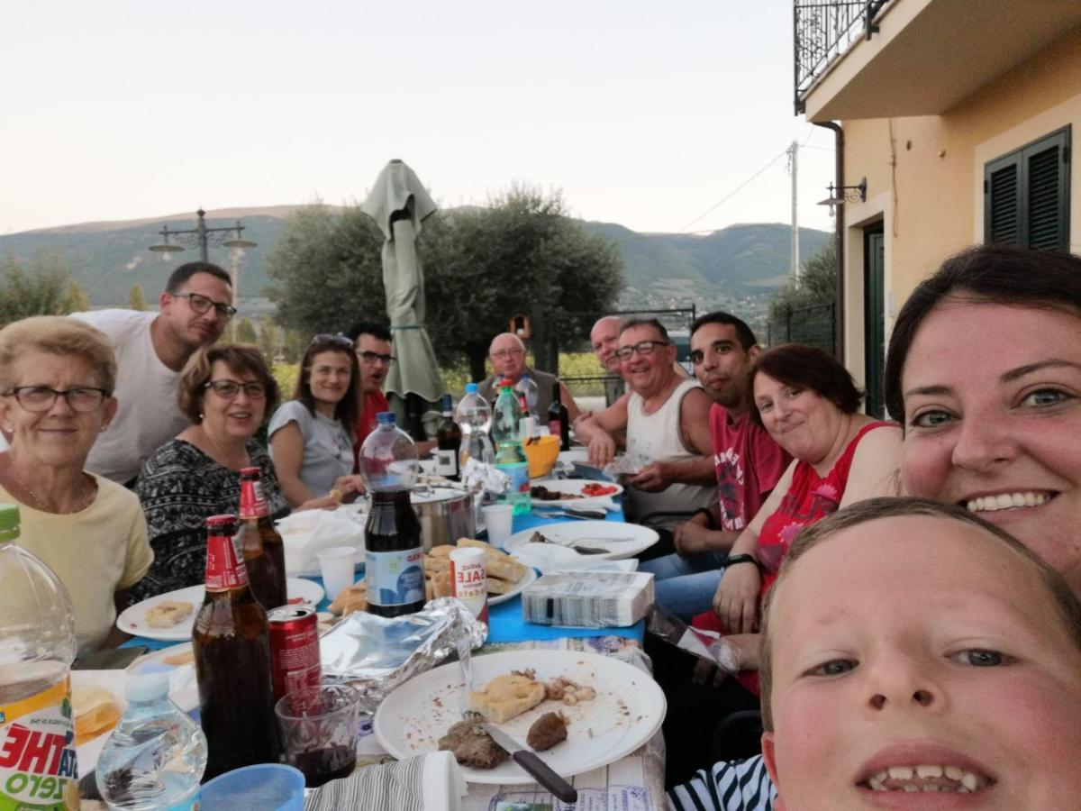 Il Podere Di Francesco Rivotorto Εξωτερικό φωτογραφία